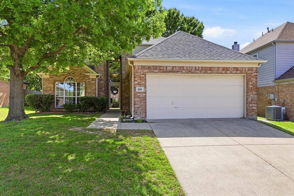 239 High Pointe Lane, Cedar Hill, TX 75104