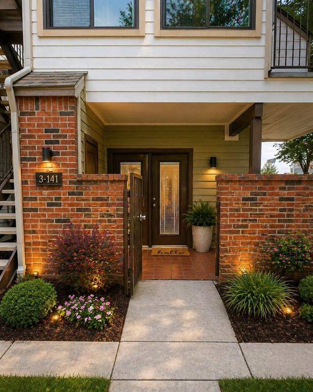 3117 Sondra Drive #103, Fort Worth, TX 76107