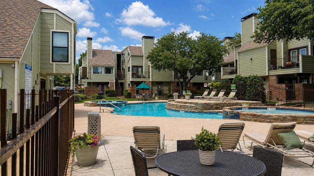 3117 Sondra Drive #103, Fort Worth, TX 76107