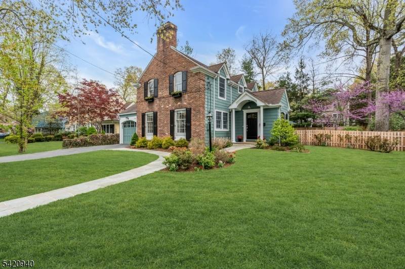 14 John Street, Chatham Boro, NJ 07928