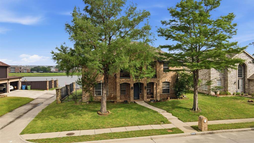 3705 Menard Drive, Carrollton, TX 75010