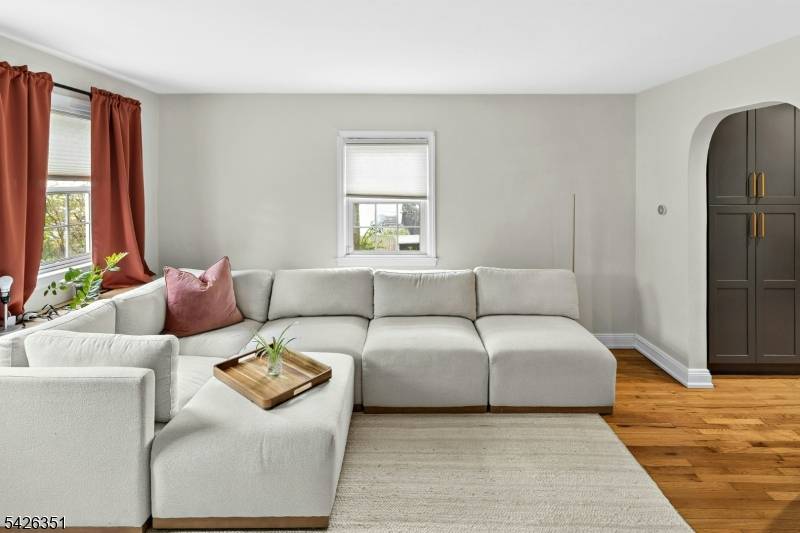 128 Gallows Hill Rd, Cranford Twp., NJ 07016