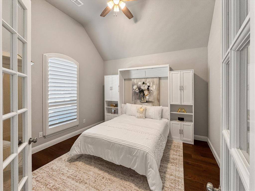 12113 Prudence Drive, Fort Worth, TX 76052