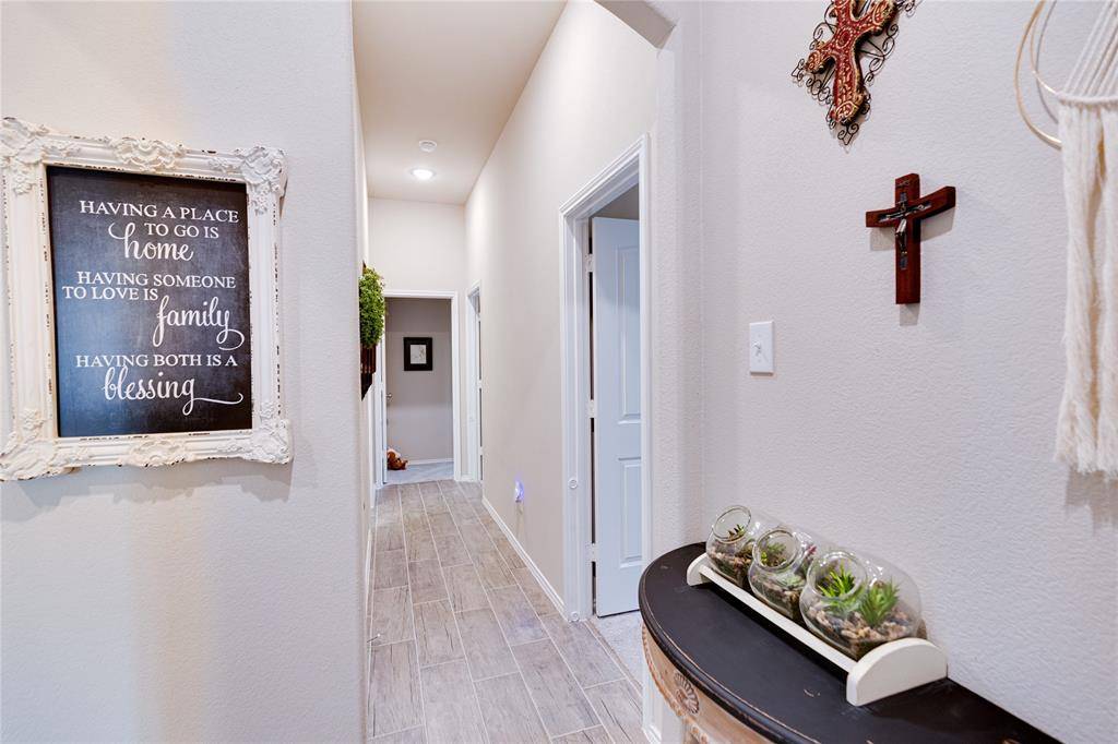 744 Sandy Chip Trail, Fort Worth, TX 76108