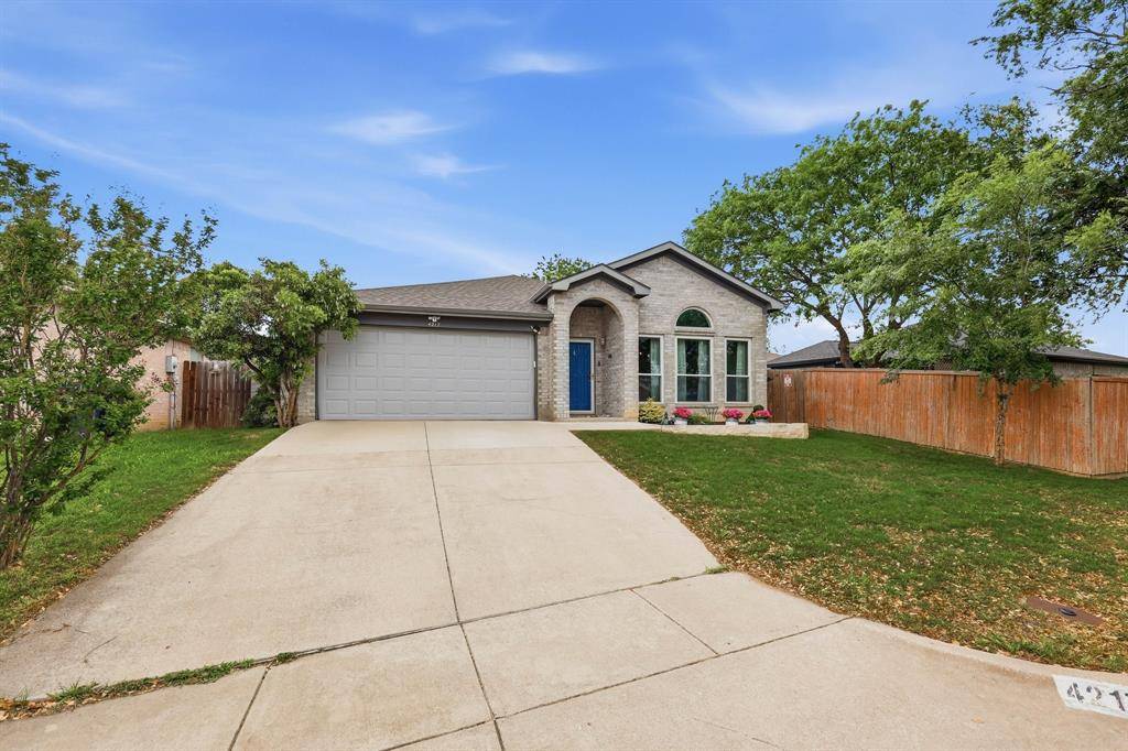 4217 Broken Arrow Road, Fort Worth, TX 76137