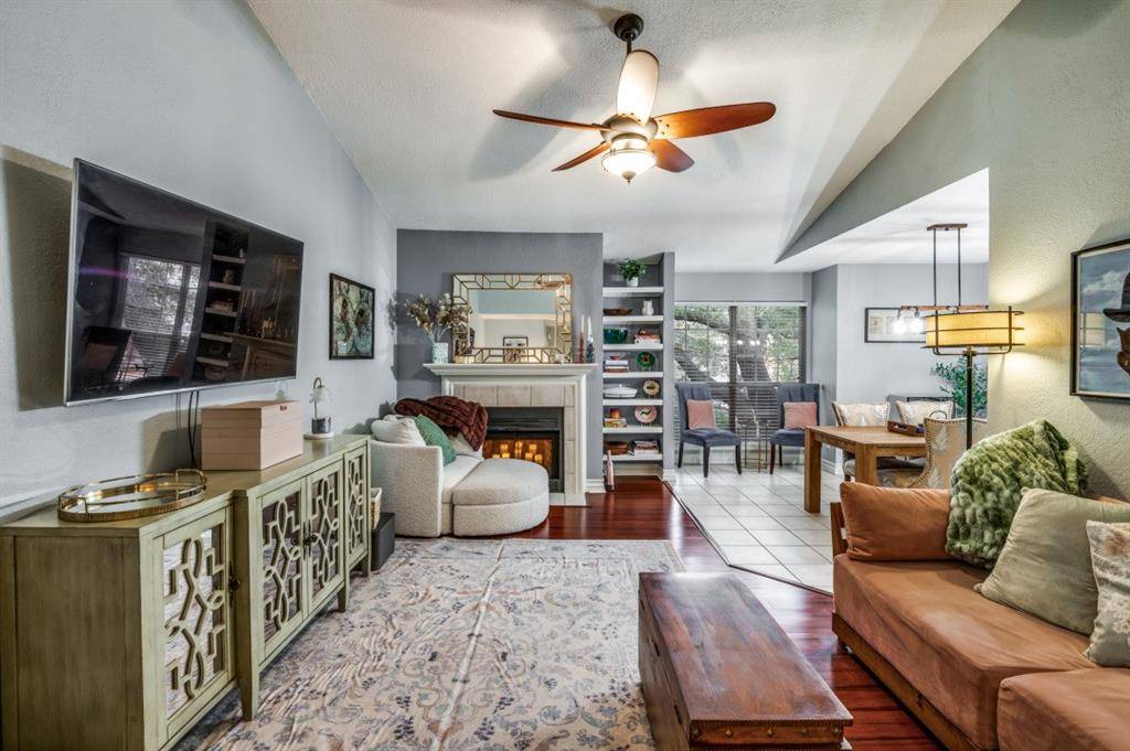 1603 Marsh Lane #301, Carrollton, TX 75006