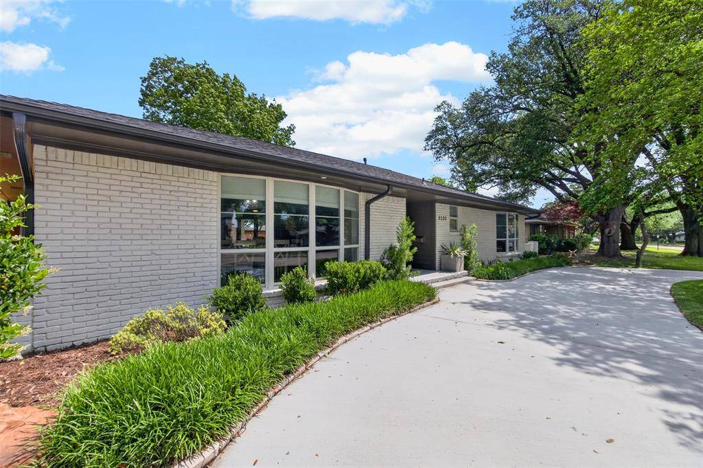 6233 Crestmont Drive, Dallas, TX 75214