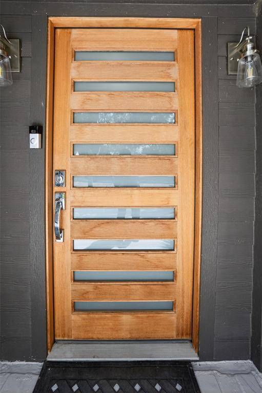 6233 Crestmont Drive, Dallas, TX 75214