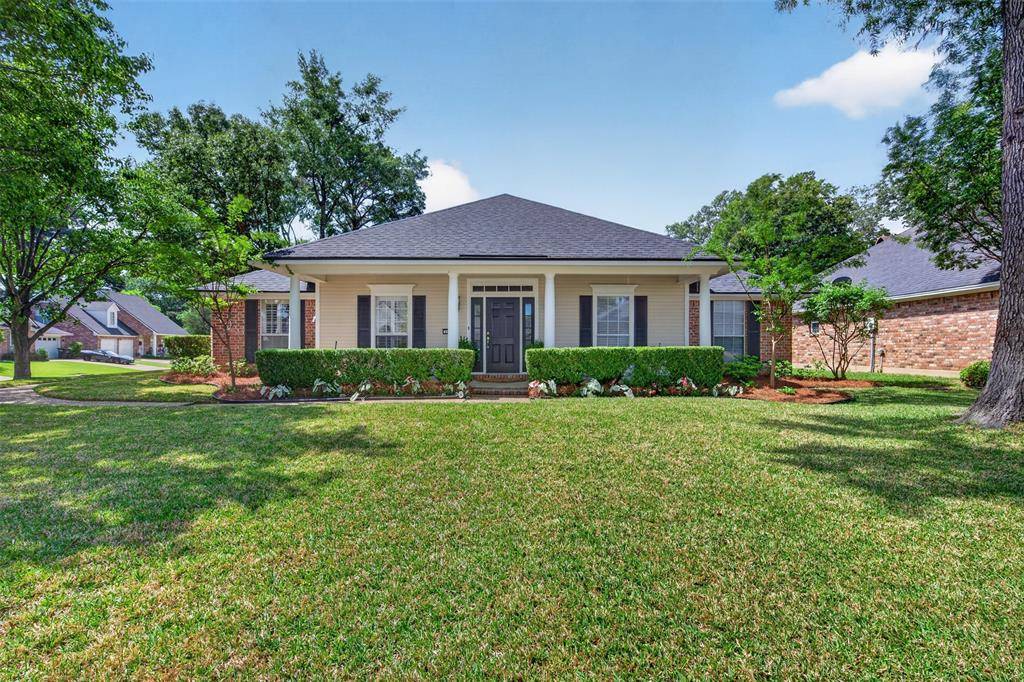 111 Hanging Moss Drive, Benton, LA 71006