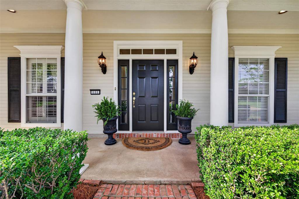 111 Hanging Moss Drive, Benton, LA 71006