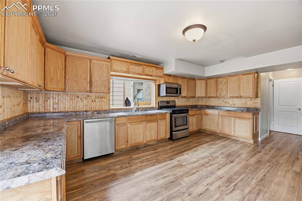 521 S Fairview ST, Woodland Park, CO 80863