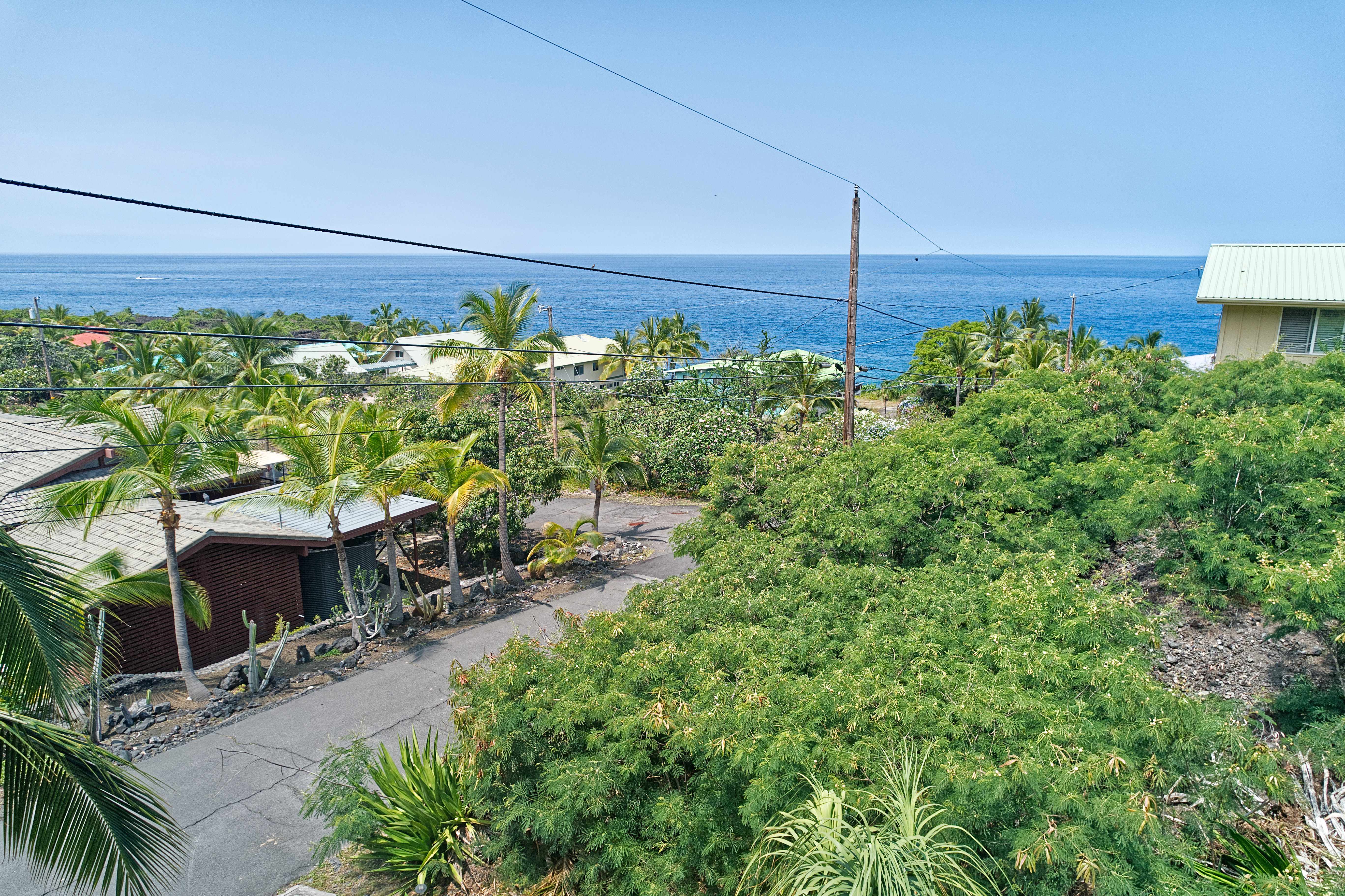 87-299 KAOHE RD, Captain Cook, HI 96704