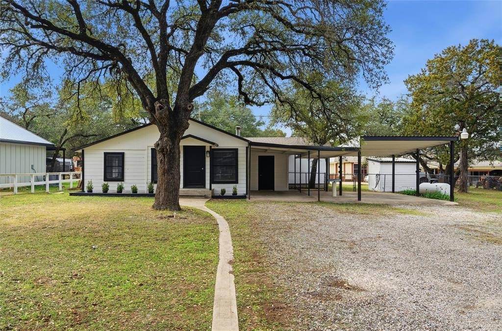 143 County Road 1704, Clifton, TX 76634