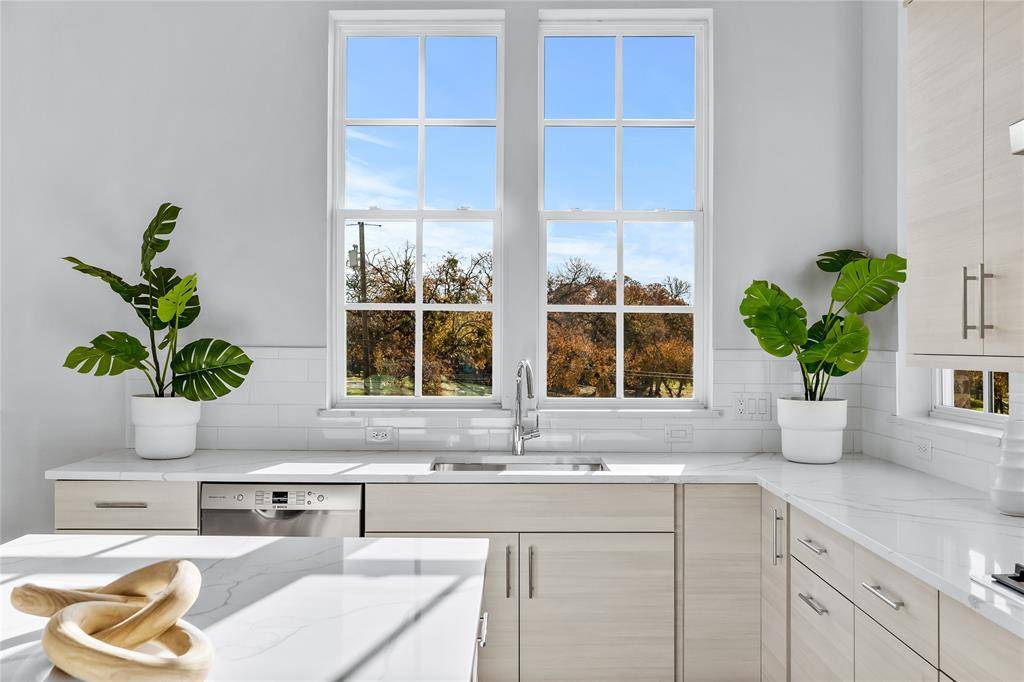 4604 Warwood Lane, Dallas, TX 75219