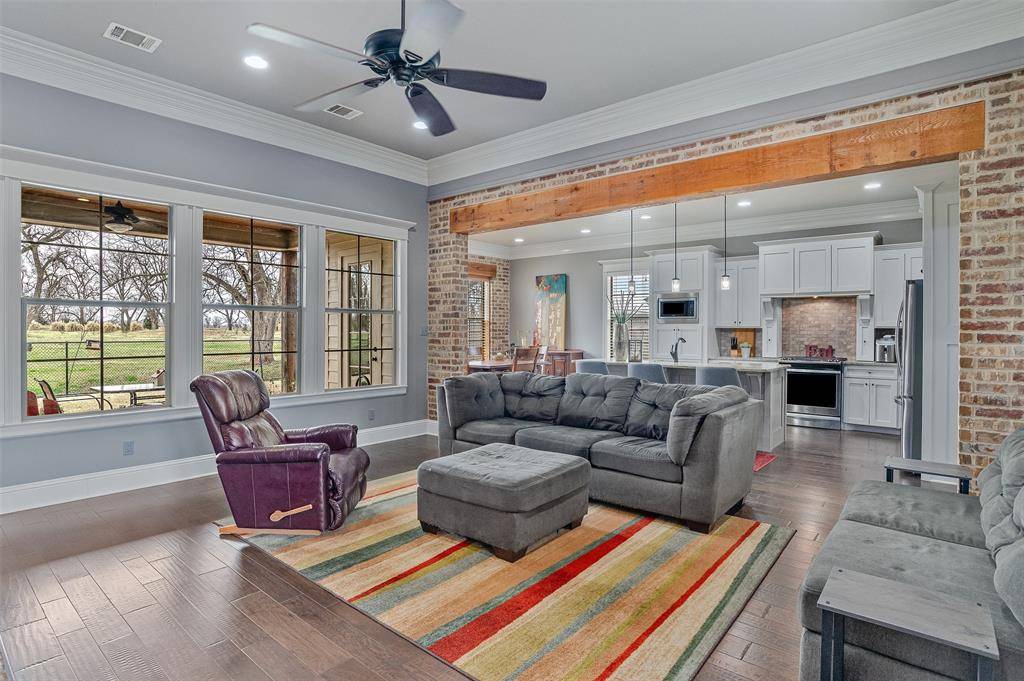 106 Pear Tree Lane, Benton, LA 71006