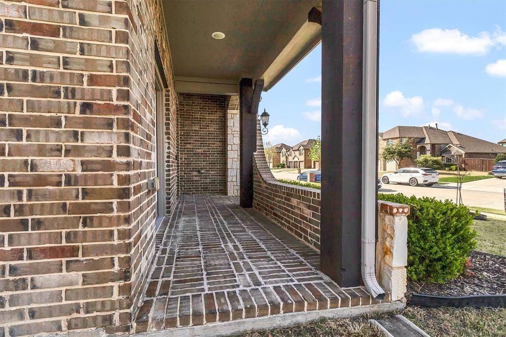 1212 Glendon Drive, Forney, TX 75126