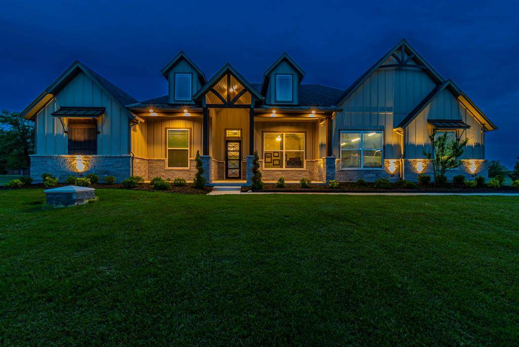 150 Las Brisas Drive, Decatur, TX 76234