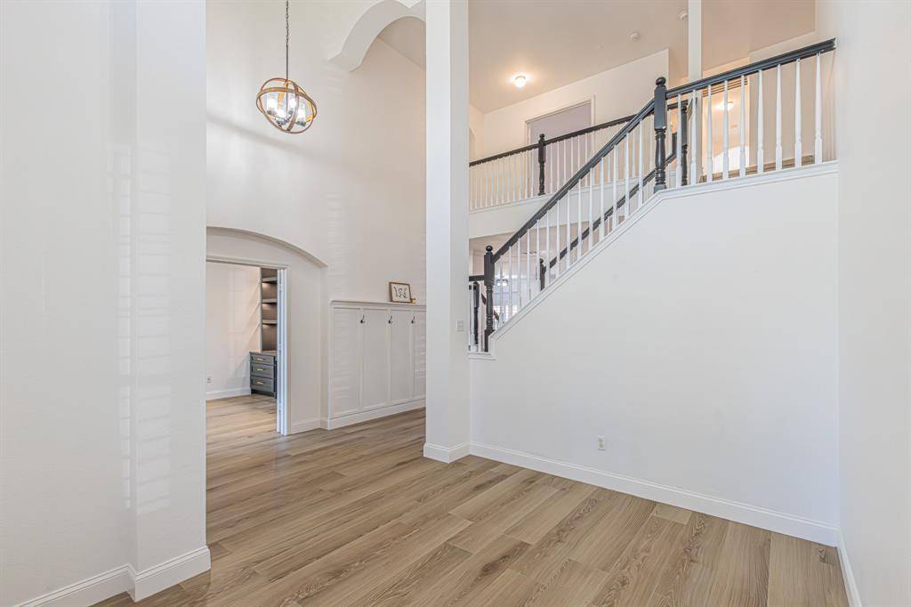 12392 Hawk Creek Drive, Frisco, TX 75033