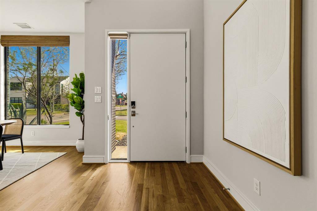 4823 Linnet Lane, Dallas, TX 75209