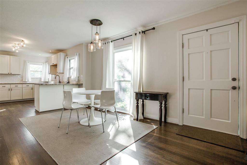 9412 Peninsula Drive, Dallas, TX 75218