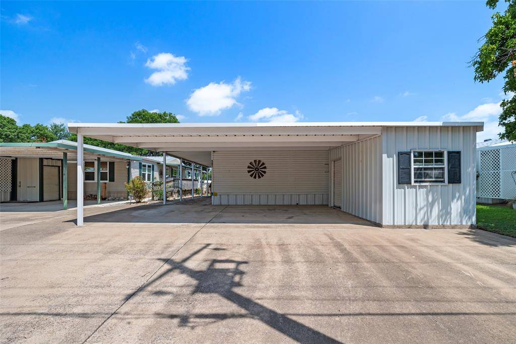 307 Brazos Harbor Drive, Granbury, TX 76048
