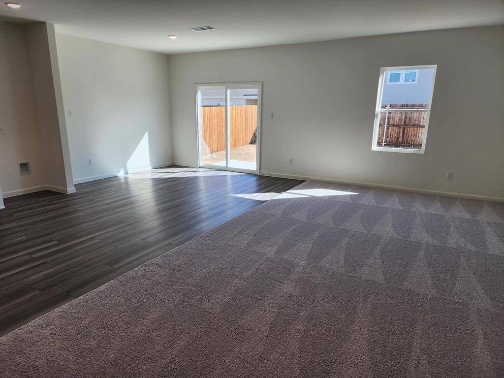 10321 Rosegreen Lane, Fort Worth, TX 76036