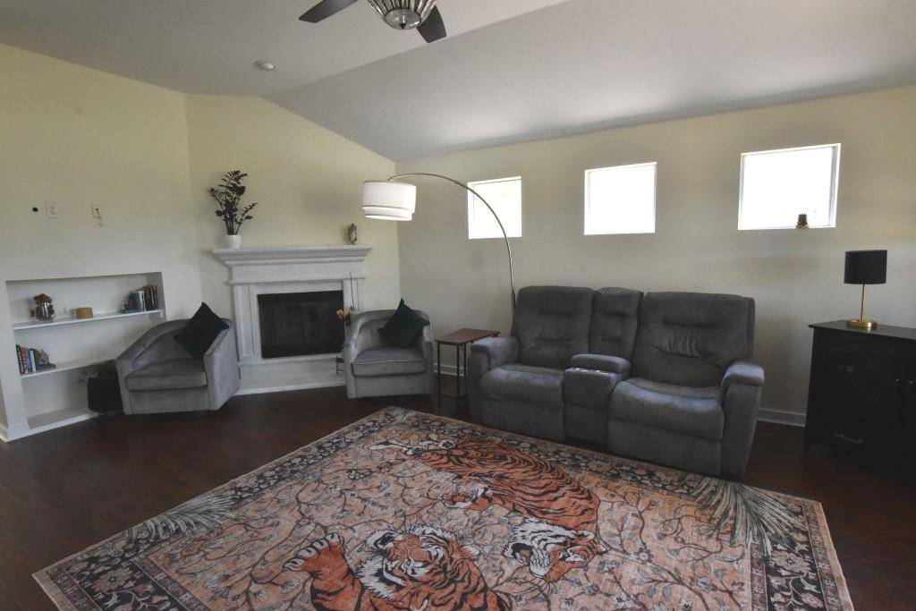 3732 Ranchman Boulevard, Denton, TX 76210