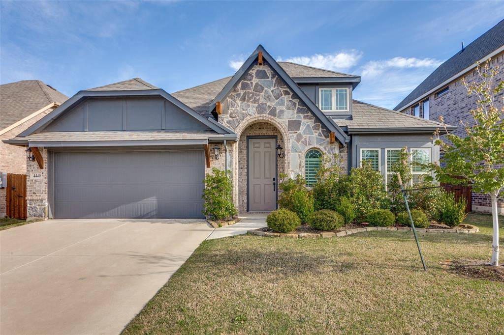 4440 Mill Falls Drive, Fort Worth, TX 76036