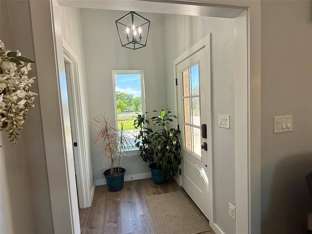 7705 Feather Bay Drive, Brownwood, TX 76801