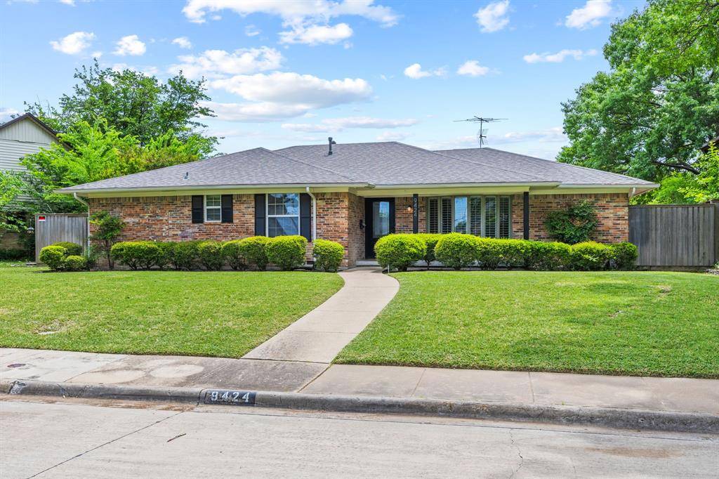 9424 Hunters Creek Drive, Dallas, TX 75243