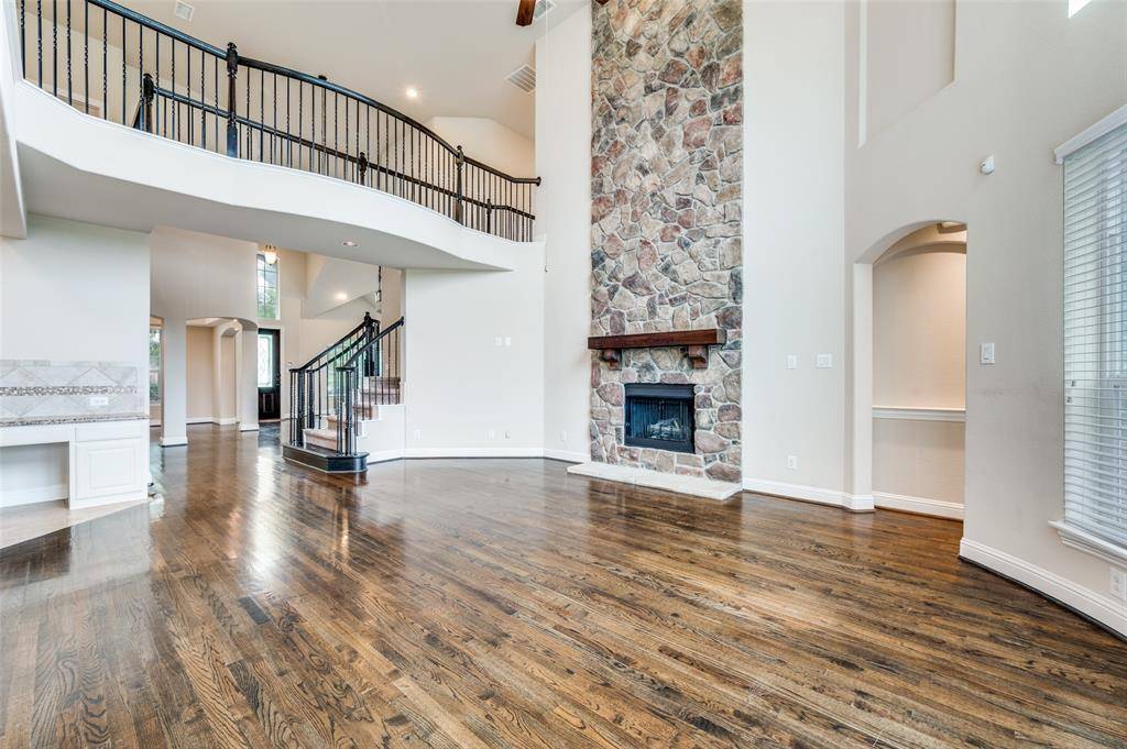 809 Frisco Hills Boulevard, Little Elm, TX 75068