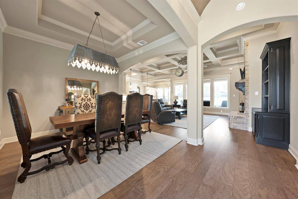 2548 Bunker Hill Drive, Burleson, TX 76028