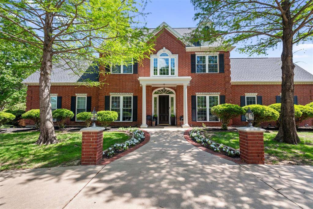 200 Shadow Wood Drive, Argyle, TX 76226