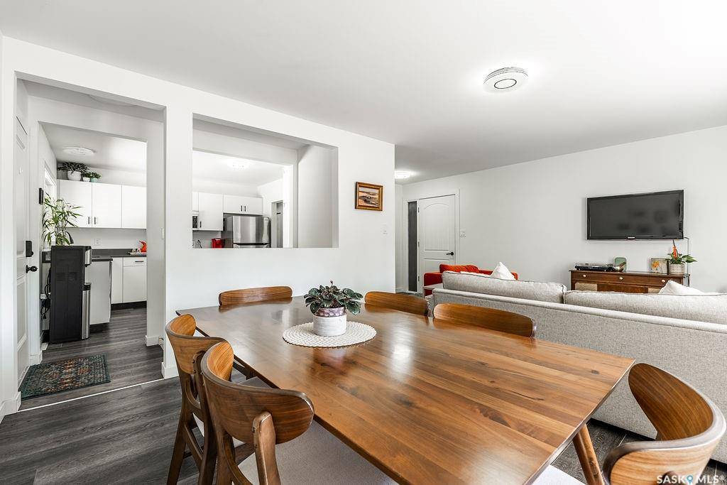 176 Tucker CRESCENT, Saskatoon, SK S7H 3H9