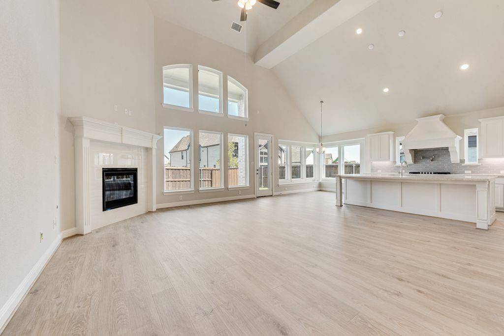 1706 Cedar Bluff Parkway, Mansfield, TX 76063