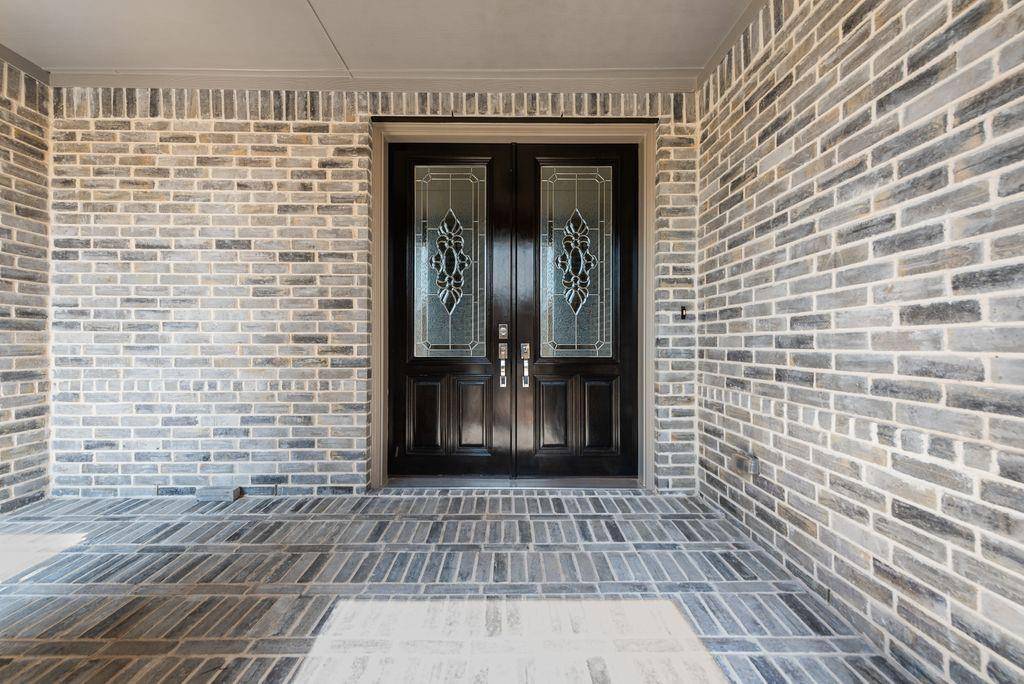 1706 Cedar Bluff Parkway, Mansfield, TX 76063