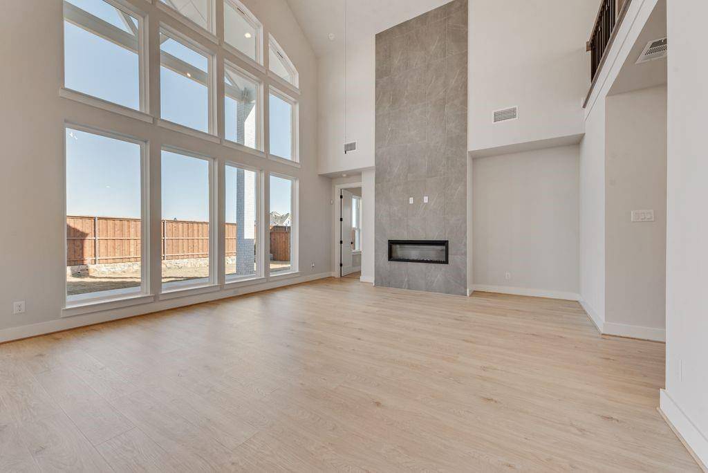 701 Clover Lane, Anna, TX 75409