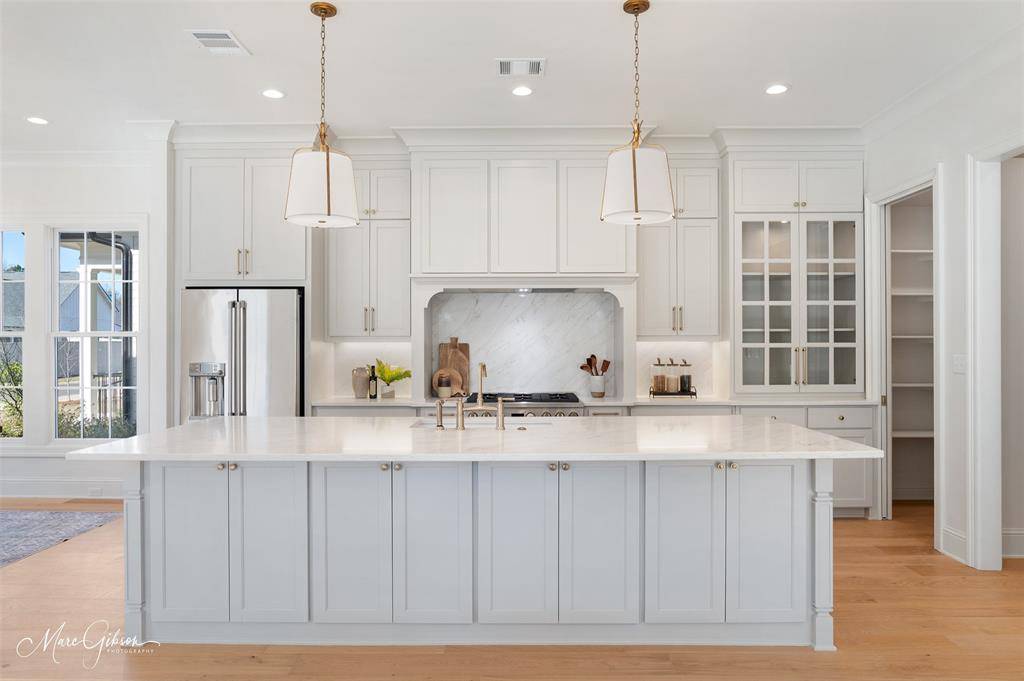 2101 Pecan Sq Avenue, Shreveport, LA 71106