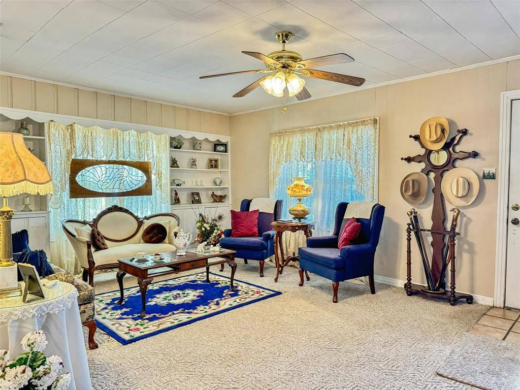 1505 Bonham Street, Commerce, TX 75428