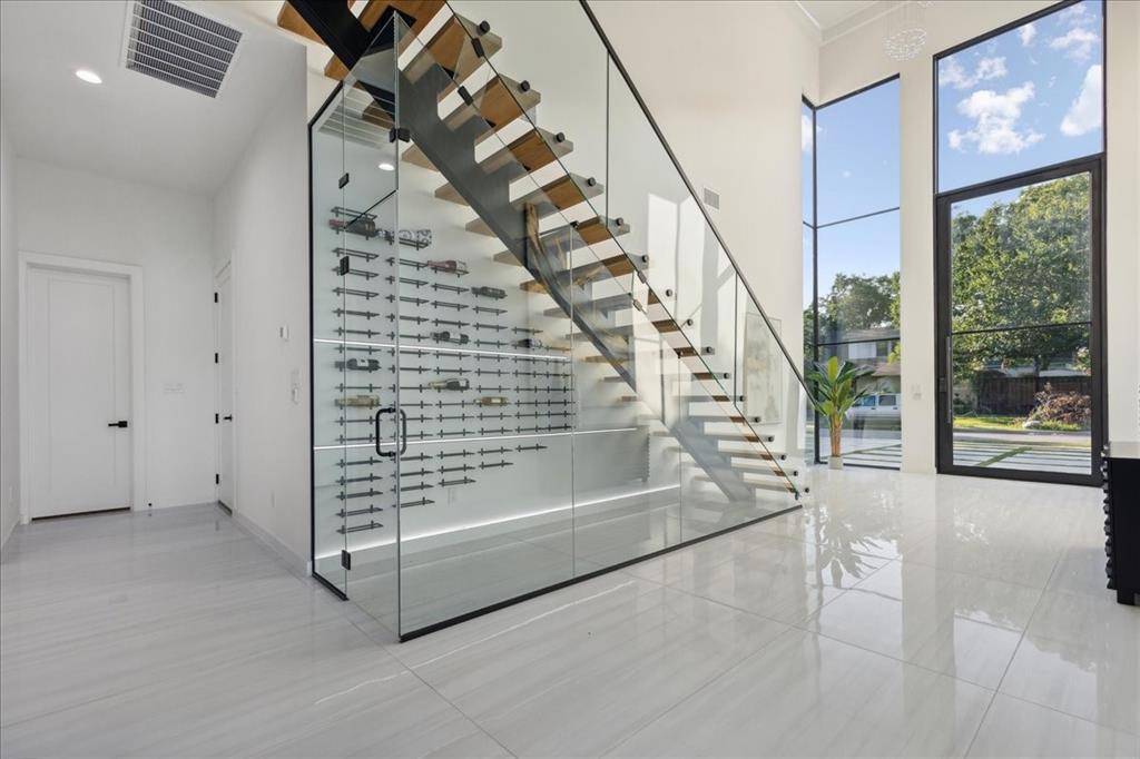 3828 Eaton Drive, Dallas, TX 75220