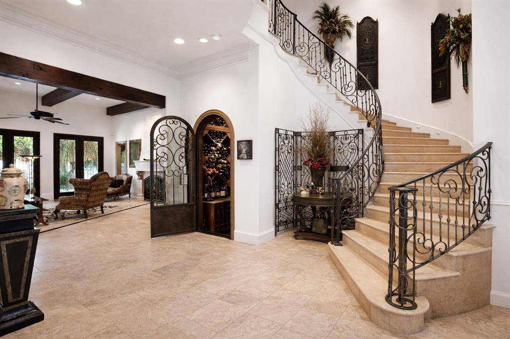 6725 Northwood Road, Dallas, TX 75225