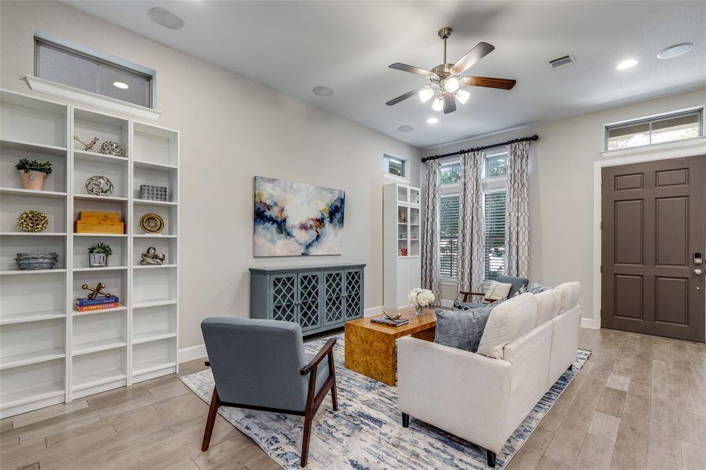 3743 Panalero Lane, Dallas, TX 75209