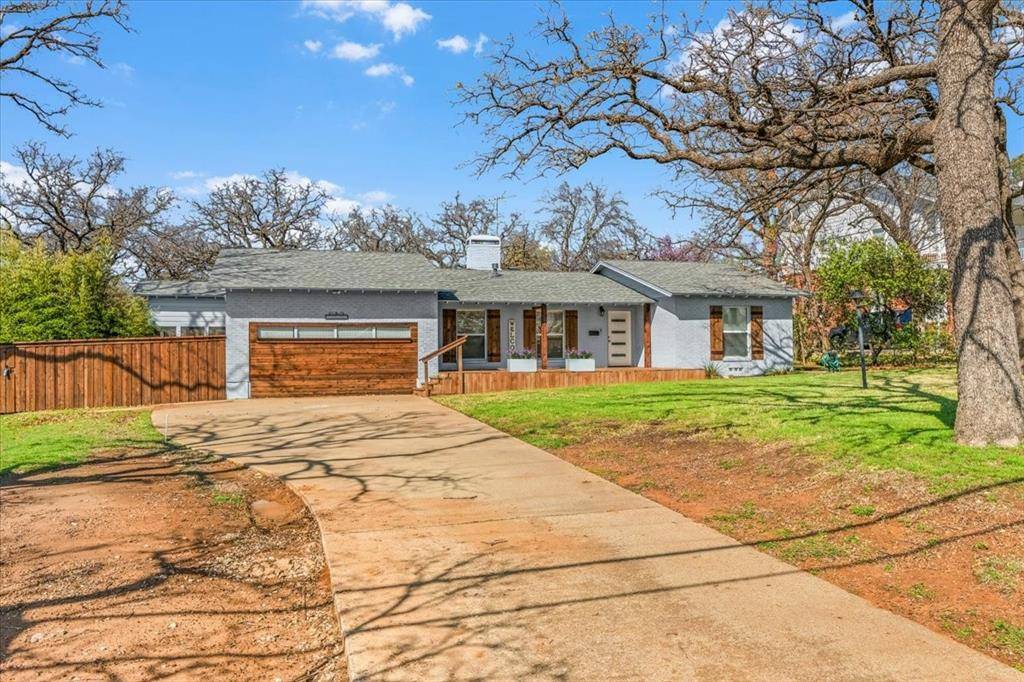 1313 W Sanford Street, Arlington, TX 76012