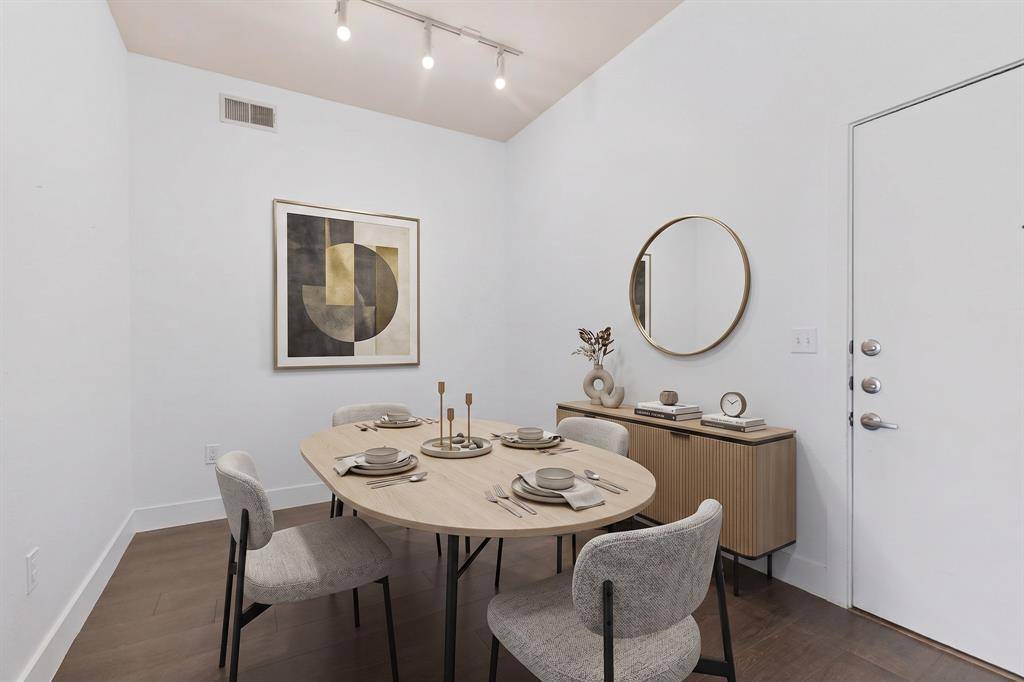 4414 Cedar Springs Road #318, Dallas, TX 75219