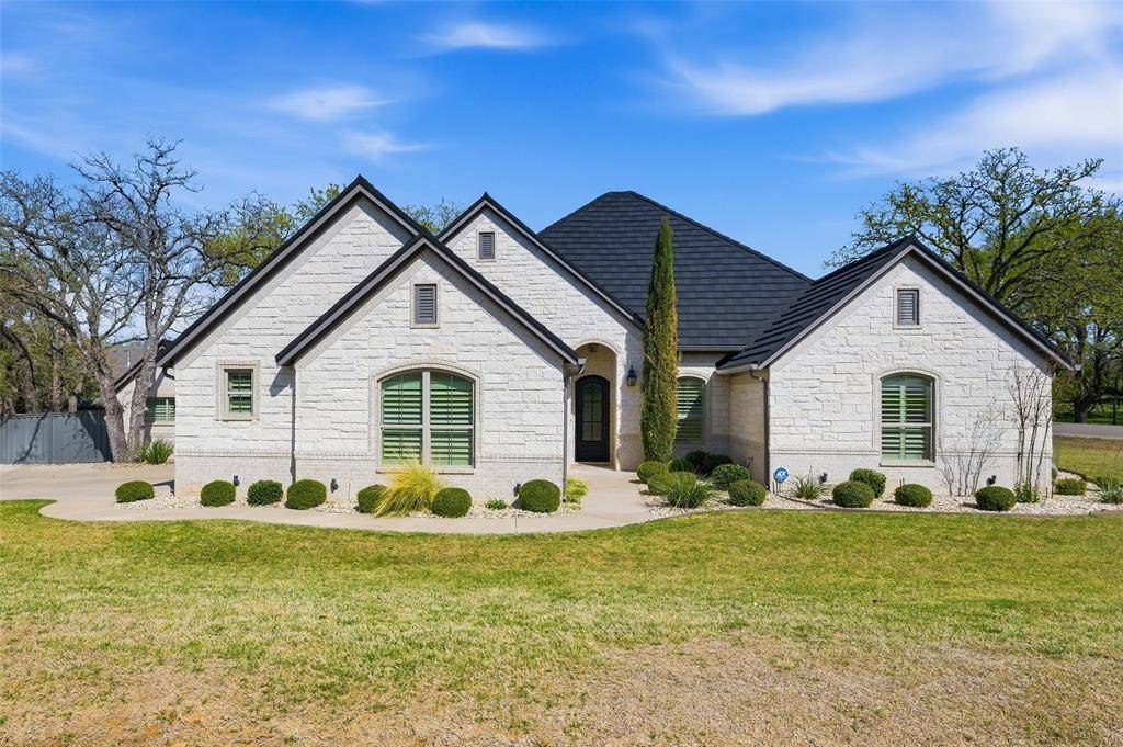 8501 Kingsley Circle, Granbury, TX 76049