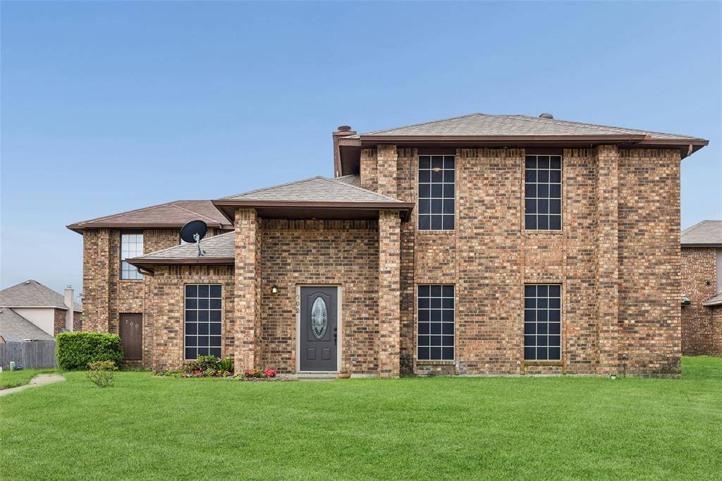 702 Cresent Drive, Desoto, TX 75115