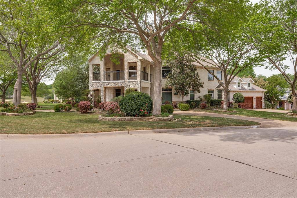 2032 Cains Lane, Mansfield, TX 76063