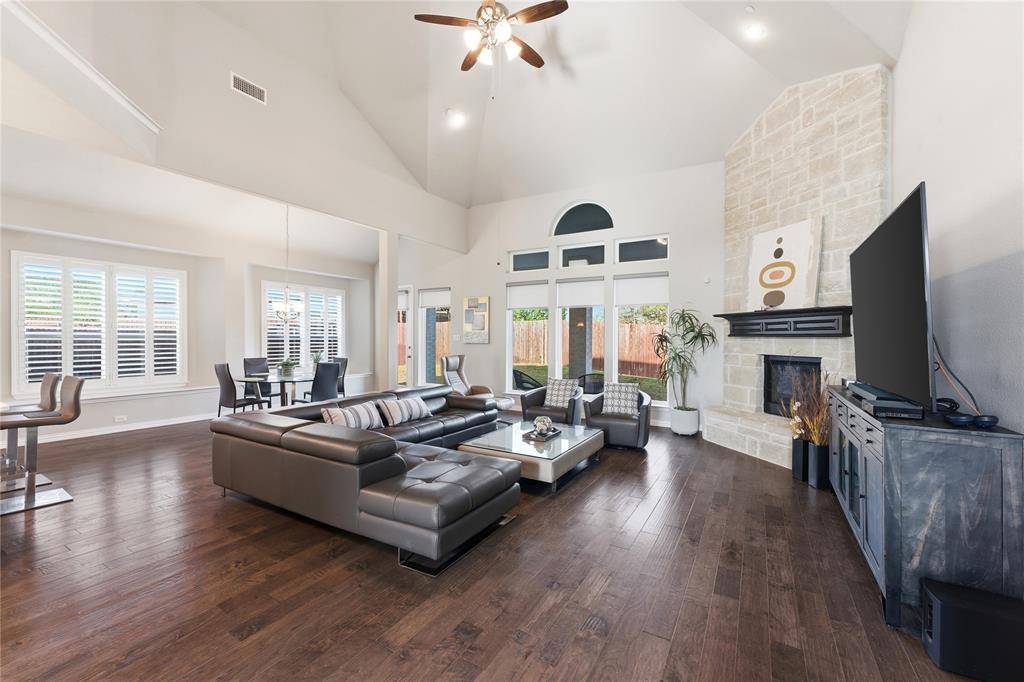 7705 Falcon Ridge Road, Denton, TX 76208