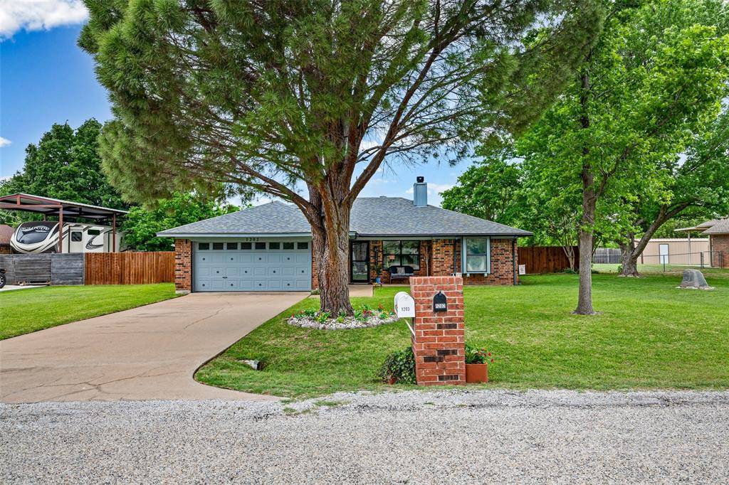 1202 Spanish Flower Drive, Granbury, TX 76048