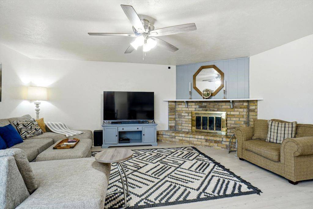 2358 Honeycomb Court, Fort Worth, TX 76131